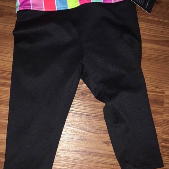 BRAND NEW girl toddler Nike nike rainbow crop leggings pants size 2T & 4T - Picture 4 of 5